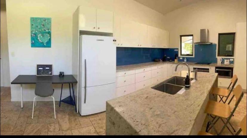 Dezen Accomodation Palmview Esterno foto